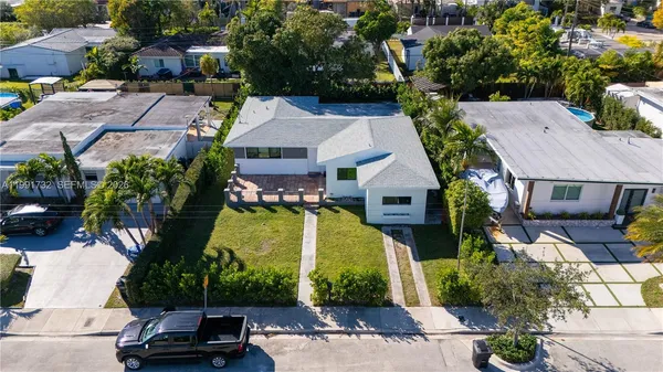 $6,500 | 7548 Adventure Avenue, North Bay Village, FL 33141