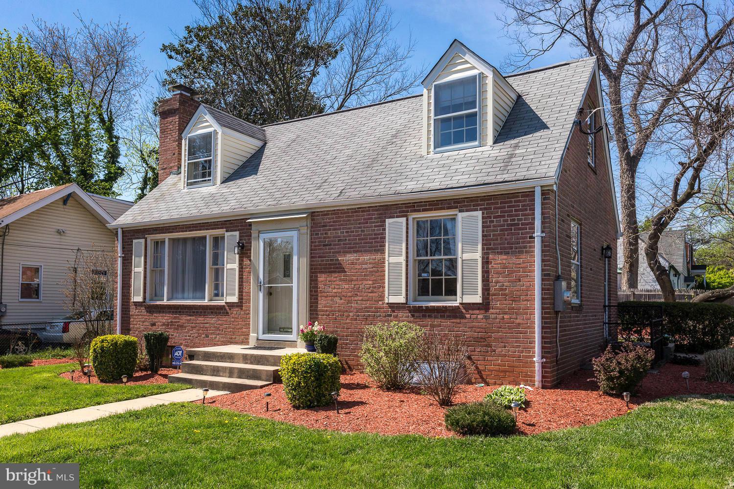 217 Franklin Avenue Silver Spring, MD 20901 - Photo 1 of 12 Exterior (Front)