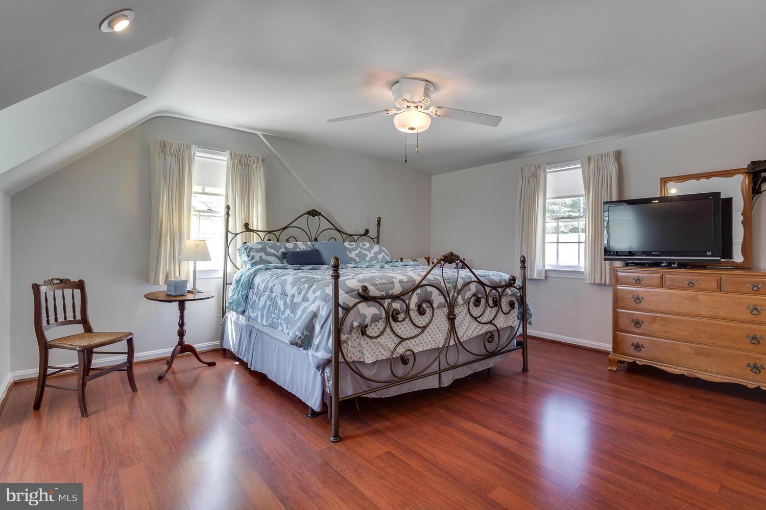 217 Franklin Avenue Silver Spring, MD 20901 - Photo 9 of 12 Bedroom 1