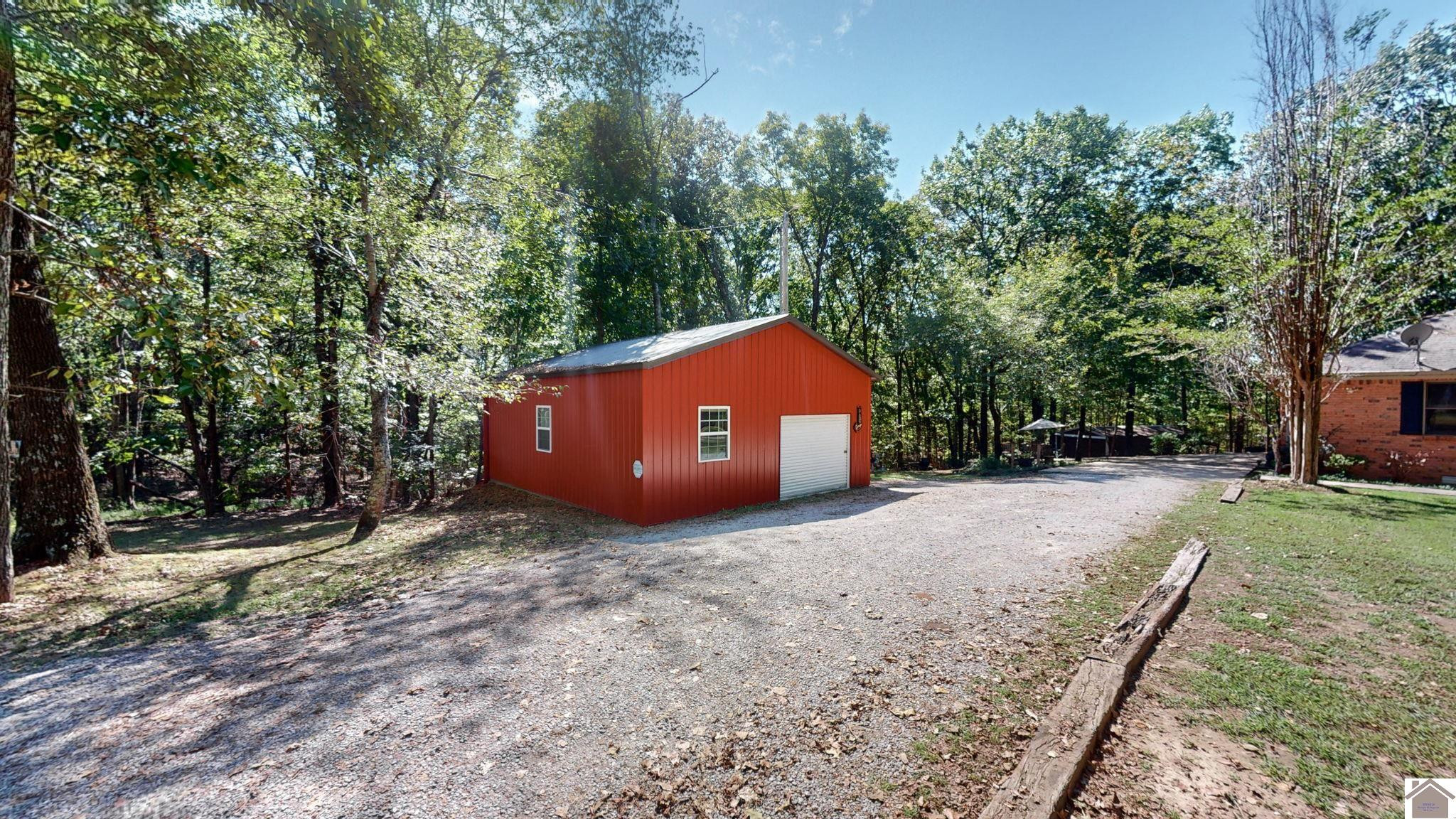 2179 Douglas Road Murray, KY 42071 - Photo 32 of 34 Photo 32
