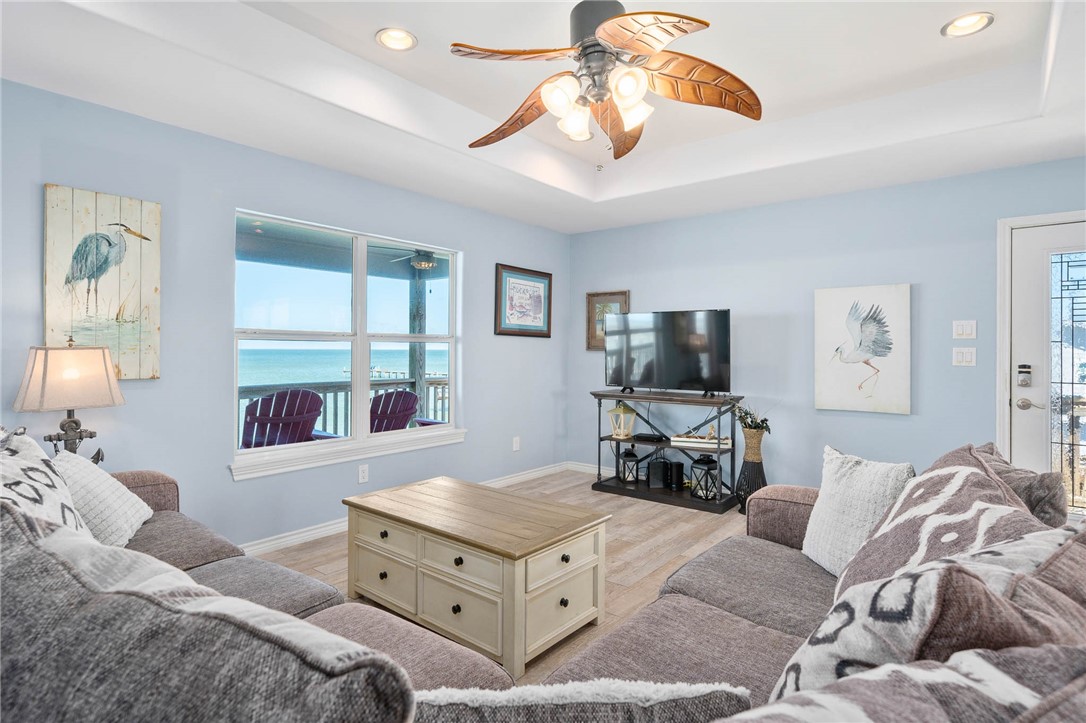 646 Copano Ridge Road Rockport, TX 78382 - Photo 12 of 40