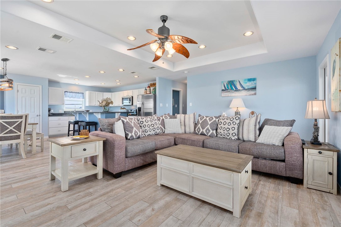 646 Copano Ridge Road Rockport, TX 78382 - Photo 13 of 40