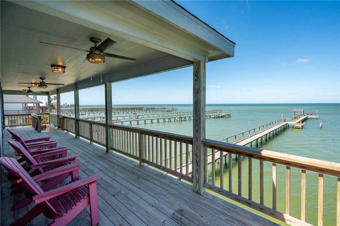 646 Copano Ridge Road Rockport, TX 78382 - Photo 28 of 40
