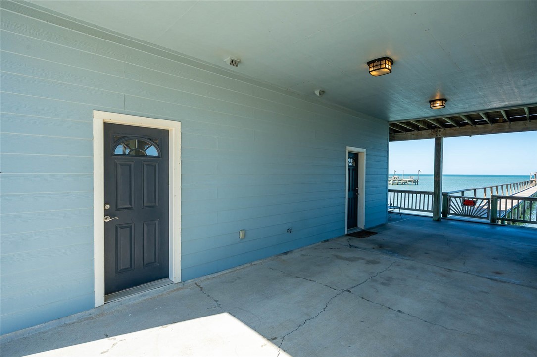 646 Copano Ridge Road Rockport, TX 78382 - Photo 34 of 40