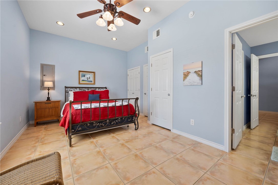 646 Copano Ridge Road Rockport, TX 78382 - Photo 38 of 40