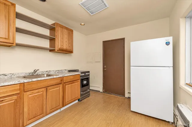 $595,000 | 1 Ranch Lane, Levittown, NY 11756