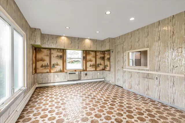 $595,000 | 1 Ranch Lane, Levittown, NY 11756