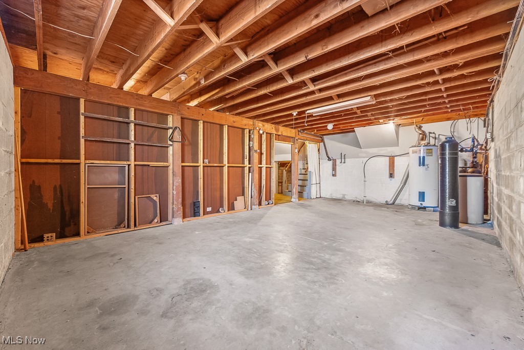 1165 Homeworth Road Alliance, OH 44601 - Photo 32 of 36 Basement with electric water heater