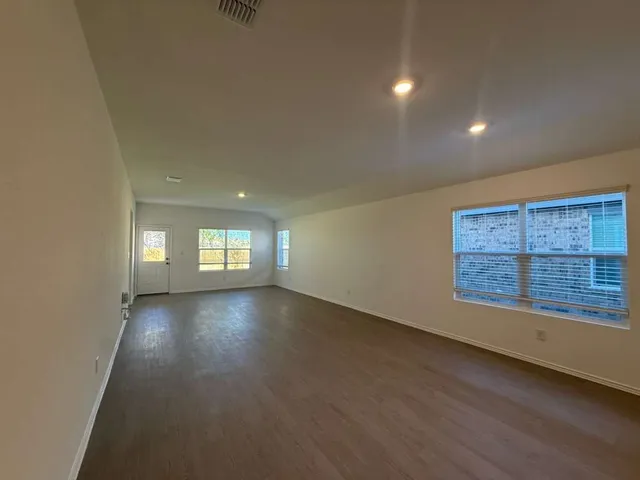 $2,350 | 591 Sormonne Loop, Kyle, TX 78640