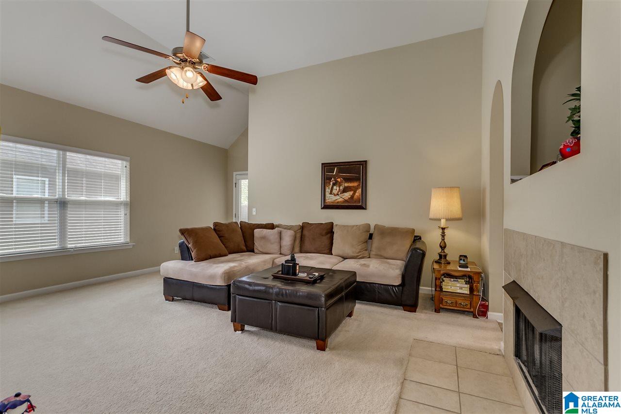 4592 Rosser Loop Drive Bessemer, AL 35022 - Photo 9 of 34