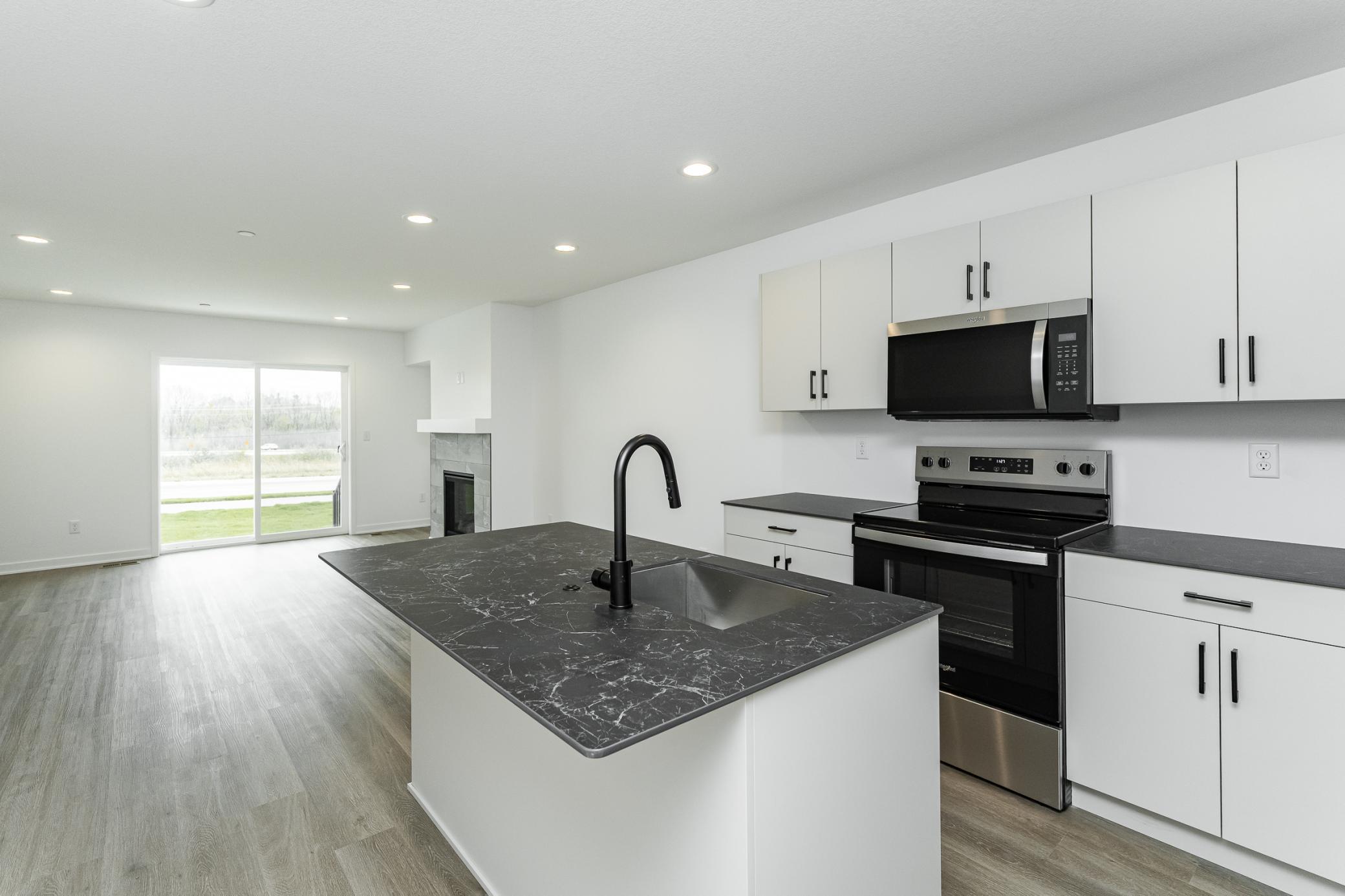 1073 Century Village Lane Northeast Rochester, MN 55906 - Photo 9 of 20