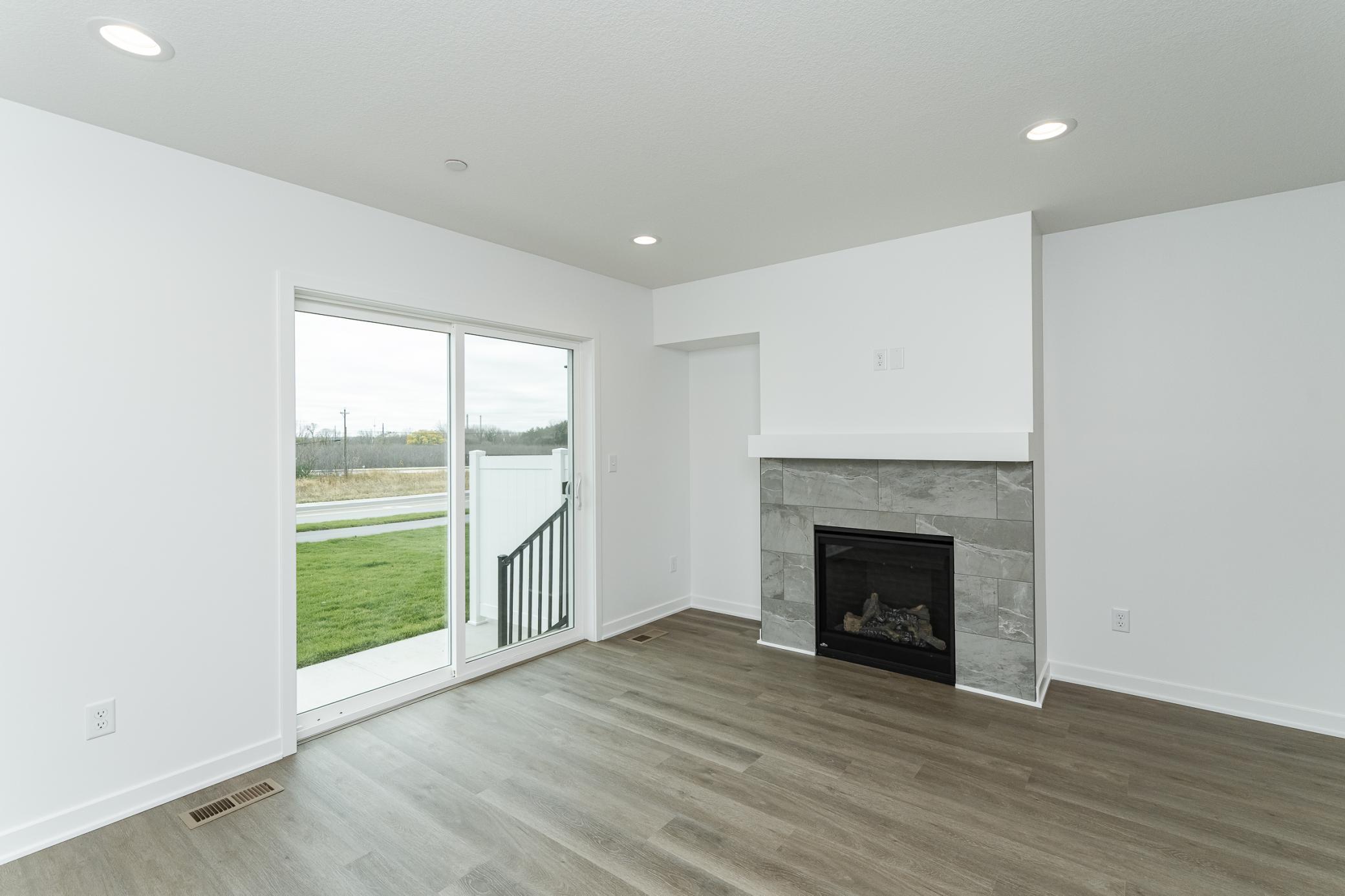 1073 Century Village Lane Northeast Rochester, MN 55906 - Photo 10 of 20