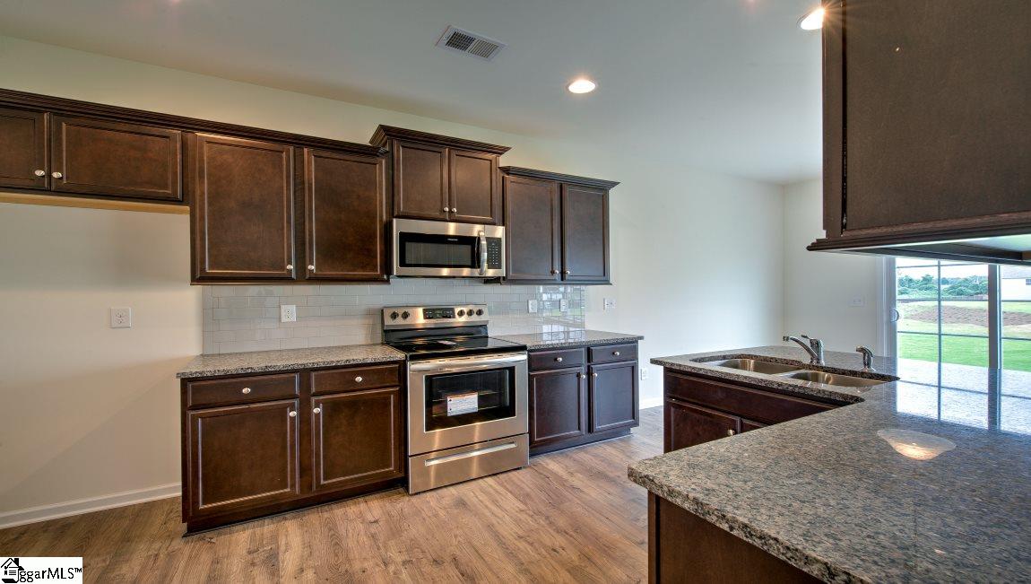 4 Spyglen Way Greer, SC 29651 - Photo 11 of 35 Gallery Image 11