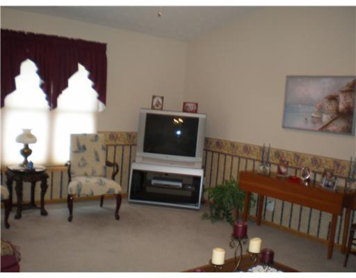 1641 New Castle Lane, Unit 34 Springfield, OH 45503 - Photo 9 of 18