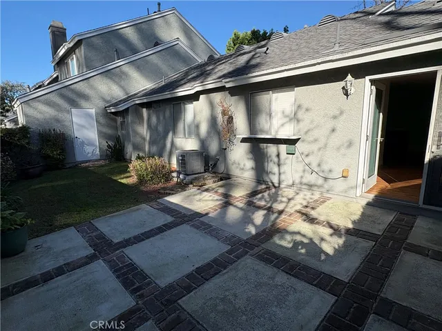 $4,000 | 32 Fairside, Irvine, CA 92614