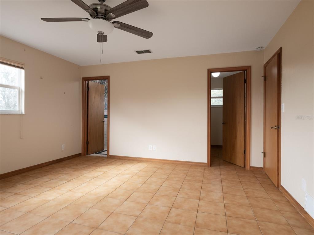 11901 Northwest 83rd Terrace Reddick, FL 32686 - Photo 38 of 47