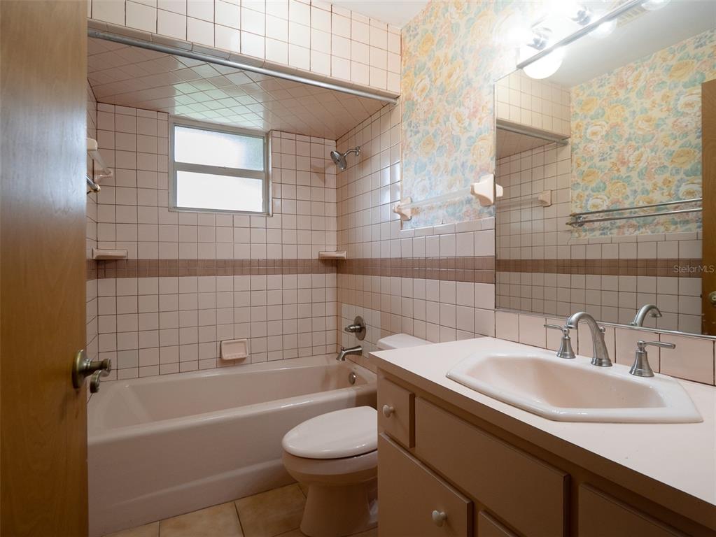 11901 Northwest 83rd Terrace Reddick, FL 32686 - Photo 40 of 47