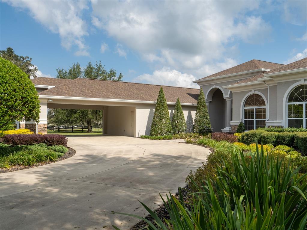 11901 Northwest 83rd Terrace Reddick, FL 32686 - Photo 4 of 47