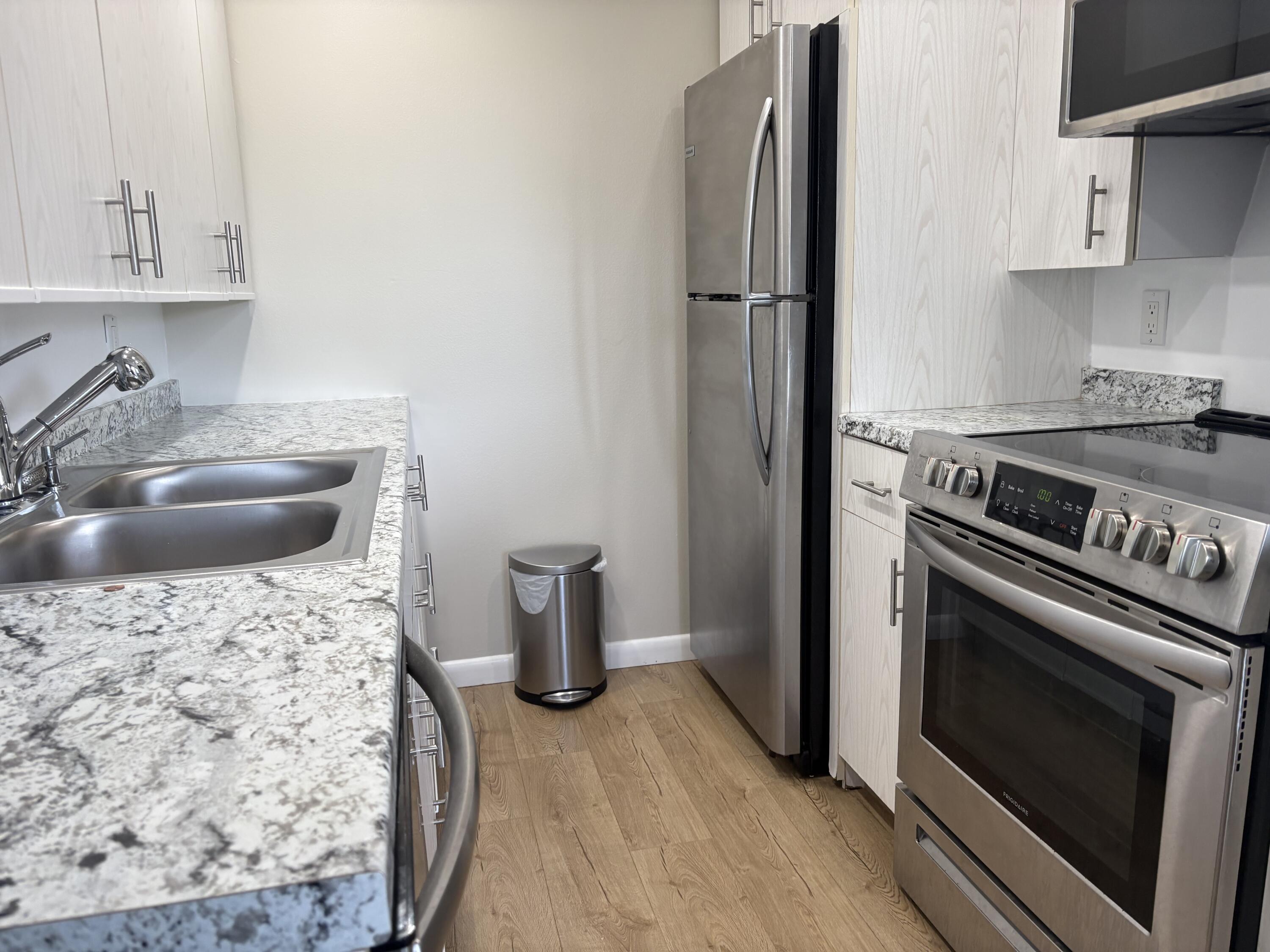 3082 Cornwall East Boca Raton, FL 33434 - Photo 2 of 20 IMG_0624