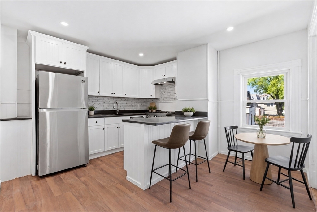 151 L Street Boston, MA 02127 - Photo 3 of 28