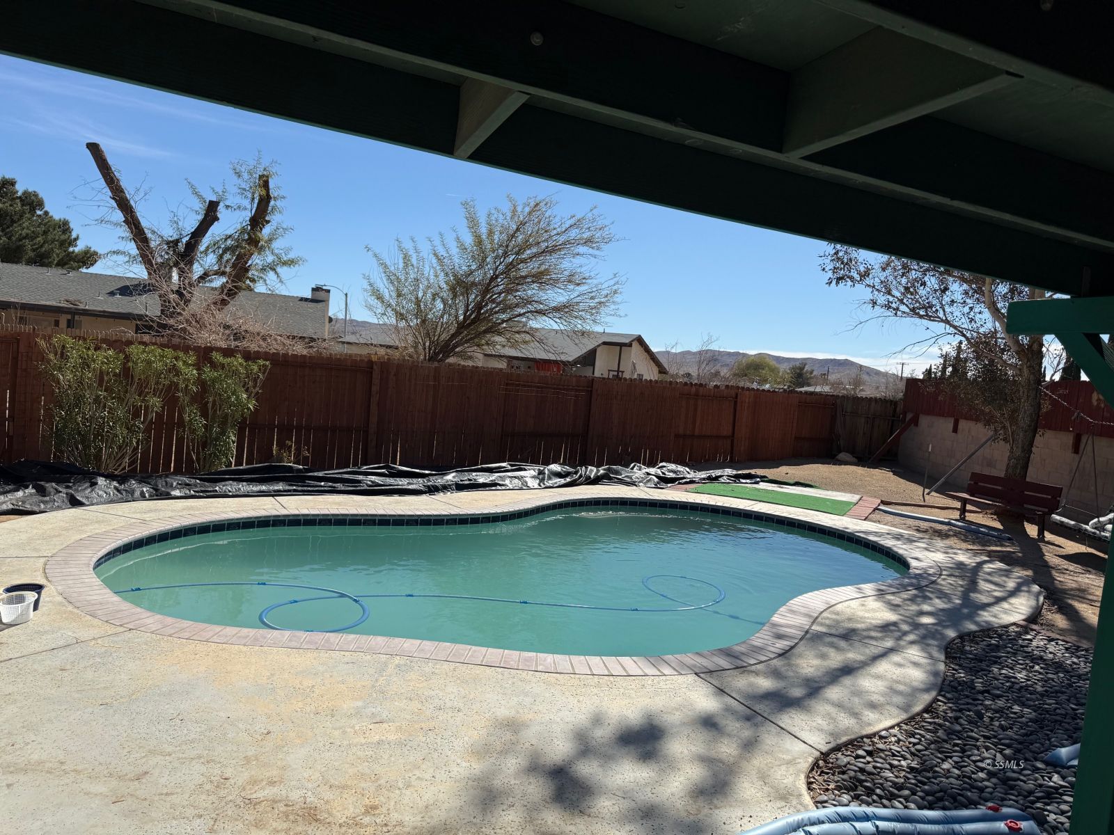 833 Charles Court Ridgecrest, CA 93555 - Photo 26 of 30 a view of swimming pool with seating space