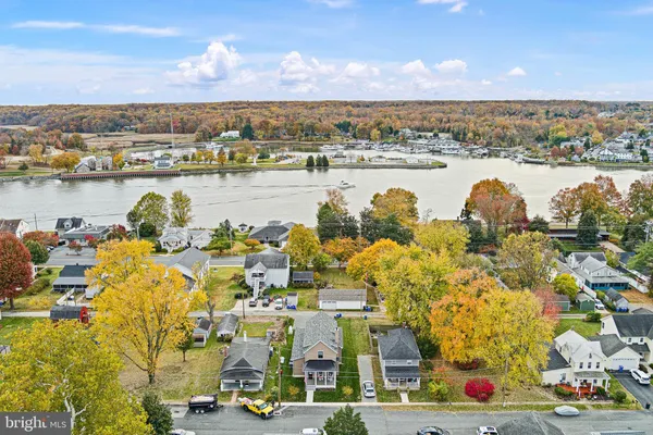 $599,000 | 330 Cecil Street, Chesapeake City, MD 21915