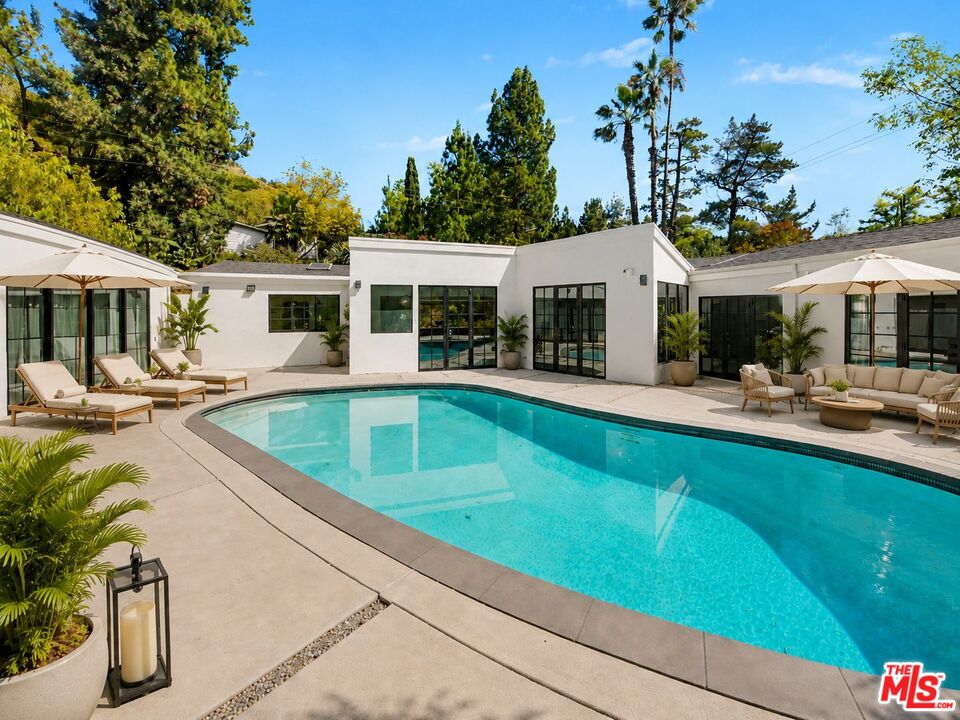 13019 Sky Valley Road Los Angeles, CA 90049 - Photo 2 of 49