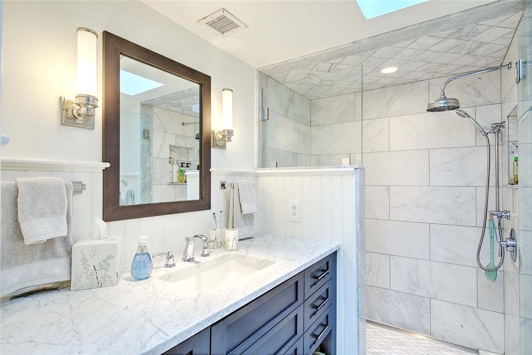 228 Bonnet Point Road Narragansett, RI 02882 - Photo 34 of 40