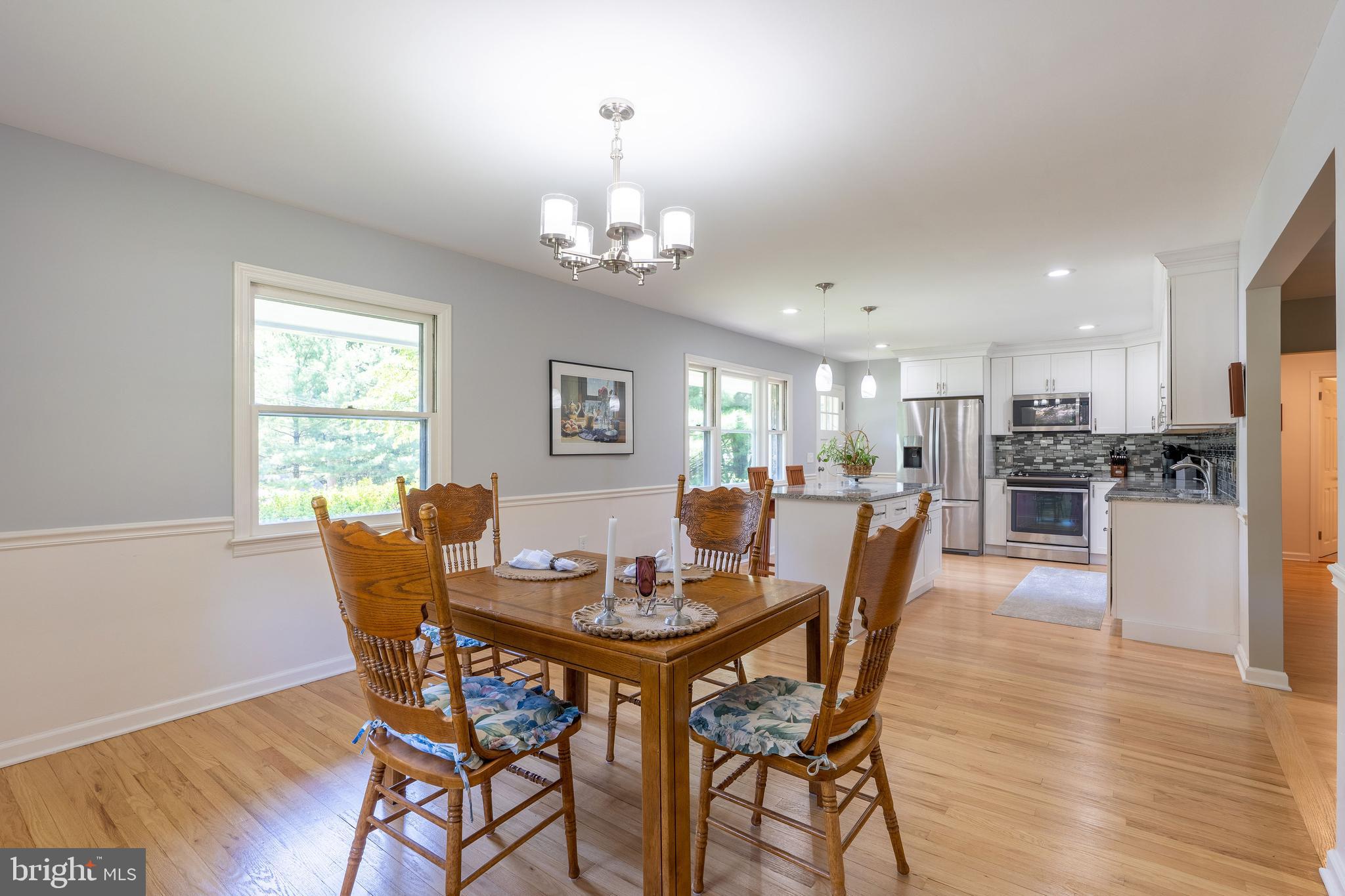 28 Mountainview Road Ewing, NJ 08628 - Photo 2 of 33 Kitchen/dining open concept