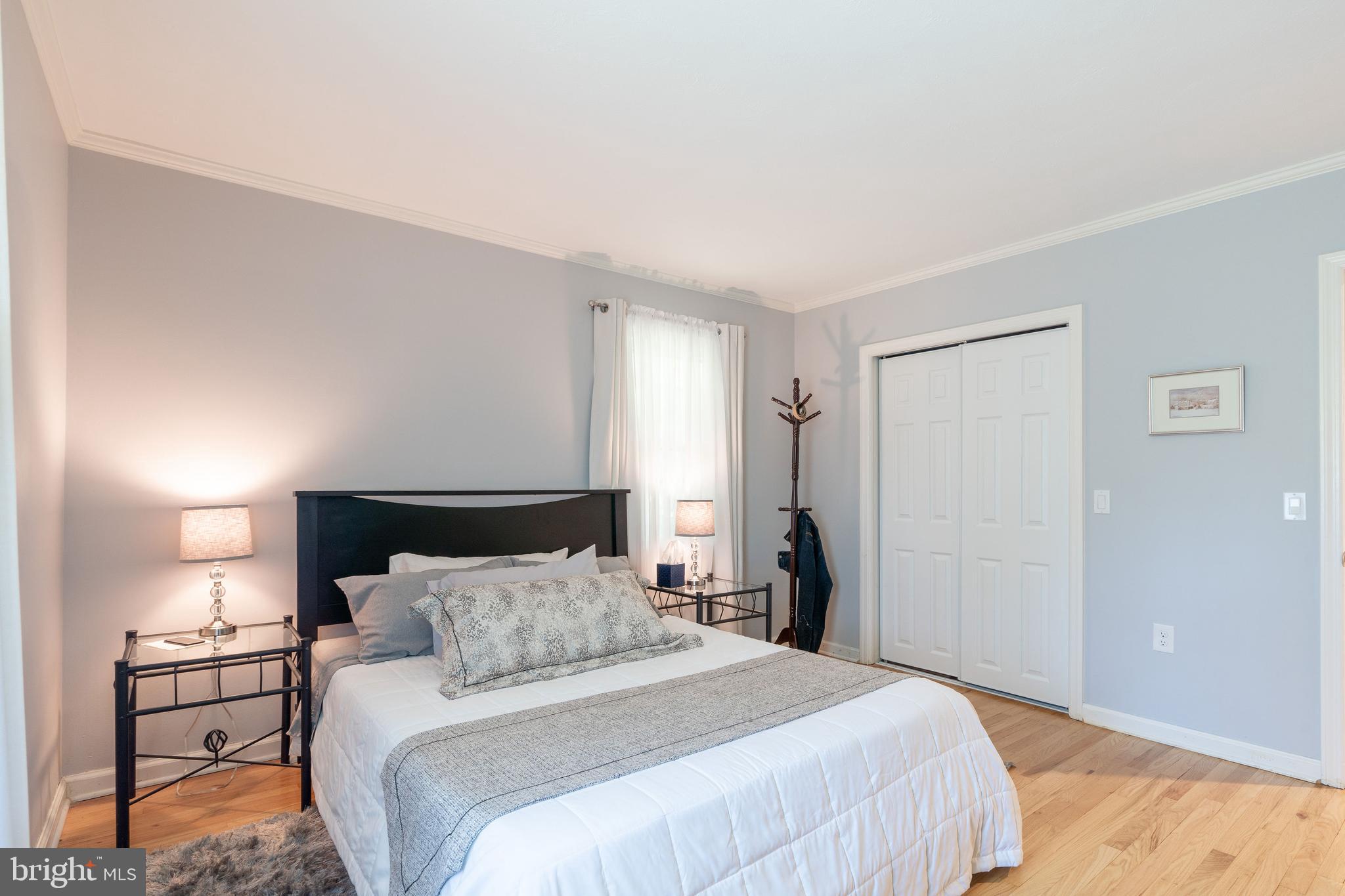 28 Mountainview Road Ewing, NJ 08628 - Photo 19 of 33 Corner third bedroom