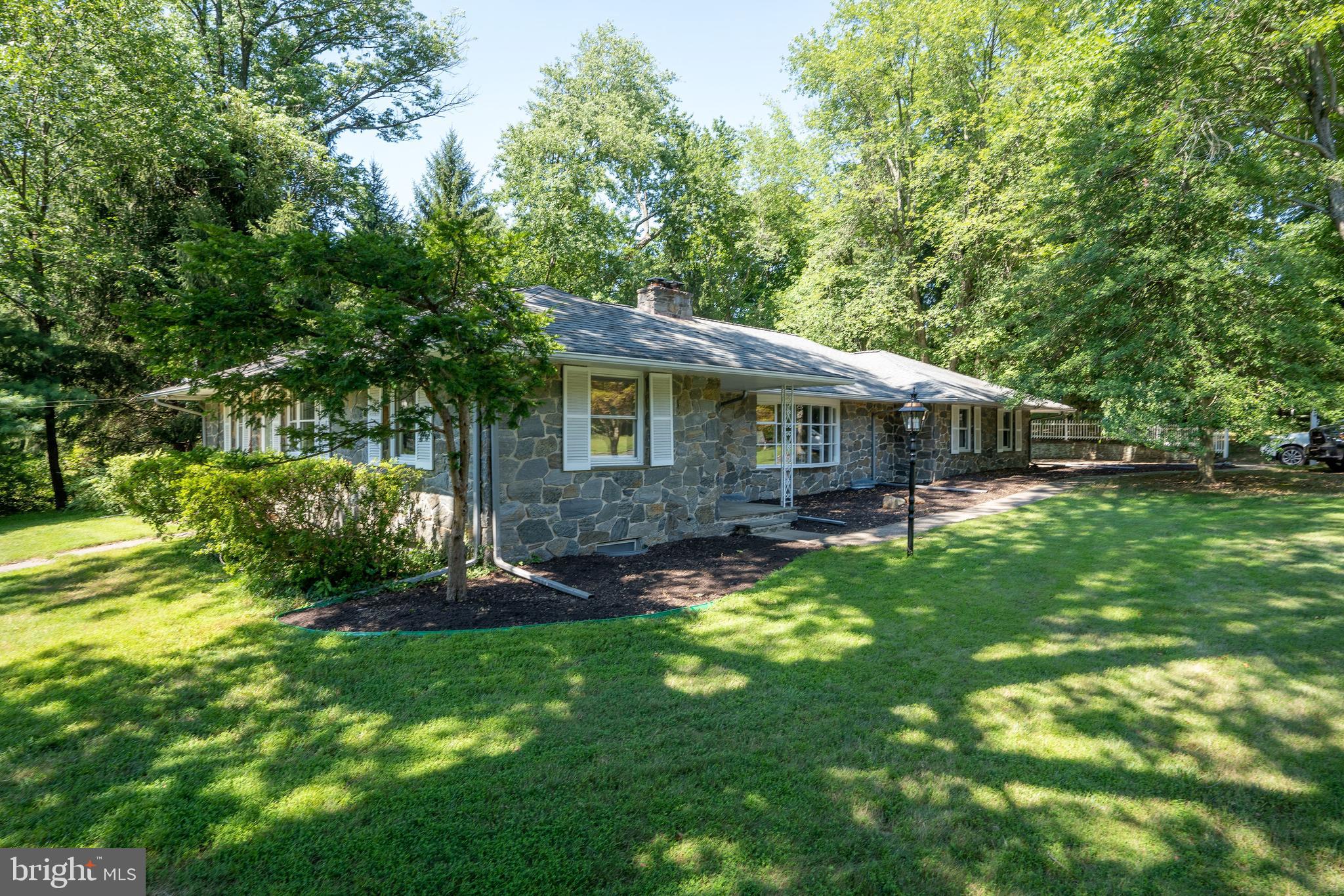 28 Mountainview Road Ewing, NJ 08628 - Photo 32 of 33 Plenty of shade throughout the day