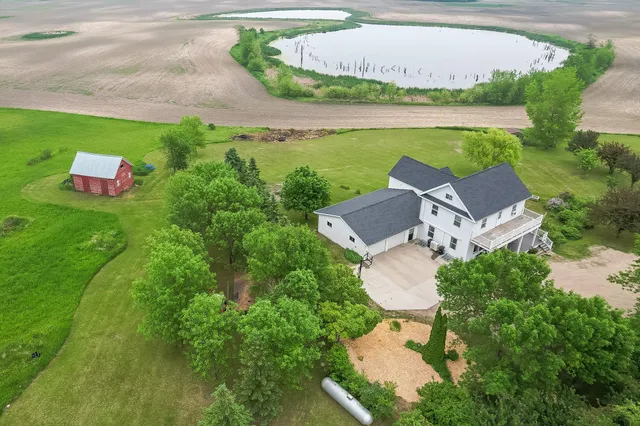 $499,000 | 1782 225th Street North, Hawley, MN 56549