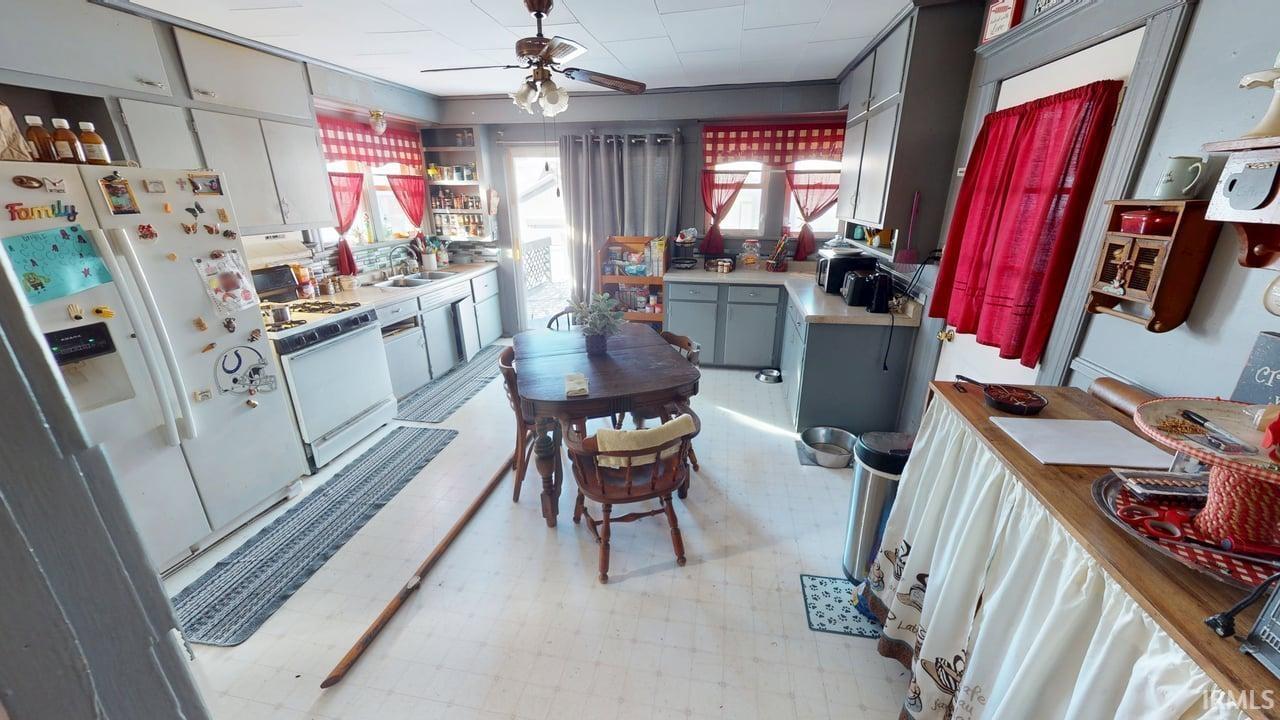 602 Maple Street Monticello, IN 47960 - Photo 8 of 23