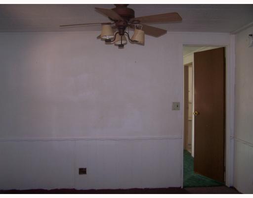 1690 Amity Ridge Road Washington, PA 15301 - Photo 5 of 8 Dining Room.