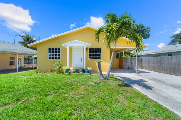 $460,000 | 1853 Holman Drive, Juno Beach, FL 33408