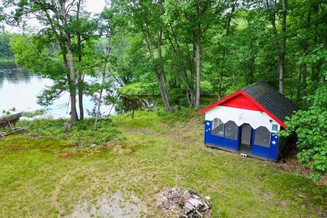 $65,000 | 16 Map, Mattawamkeag, ME 04459