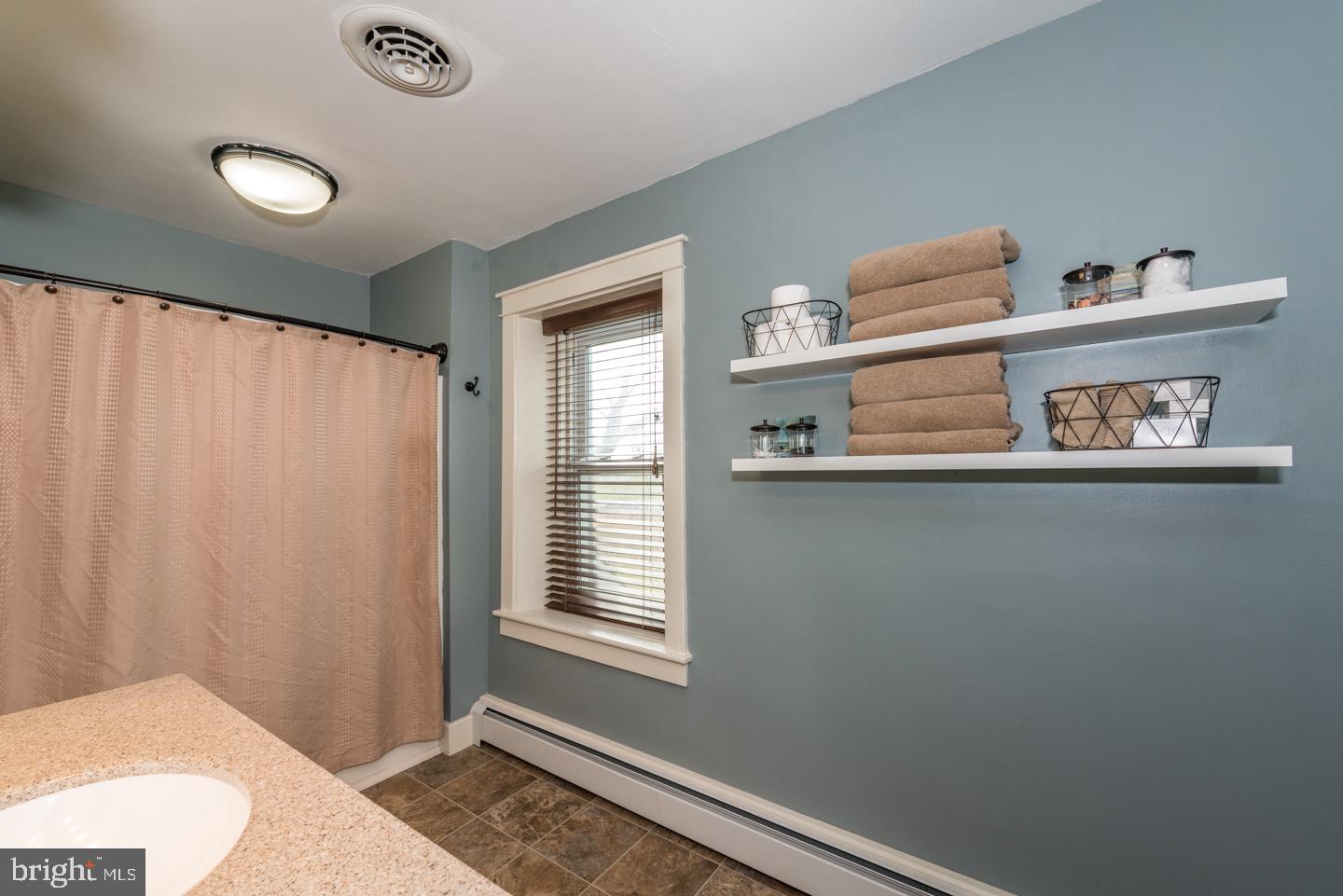 36 Bethany Road Ephrata, PA 17522 - Photo 22 of 30 2nd Floor Bathroom view 2