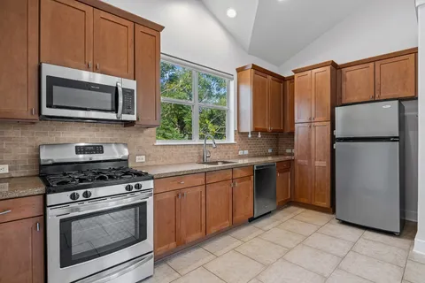 $291,900 | 1601 Miriam Avenue, Unit 315, Austin, TX 78702