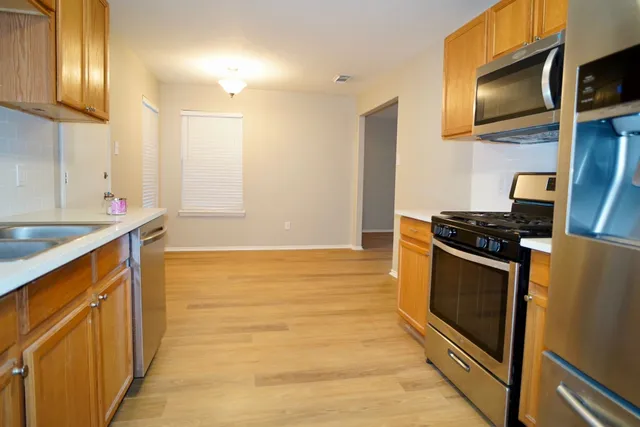 $1,800 | 9010 Grackle Run Lane, Humble, TX 77338