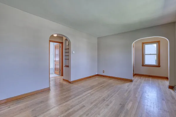 $250,000 | 8621 West Montana Avenue, West Allis, WI 53227
