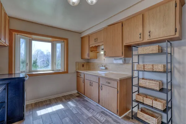 $250,000 | 8621 West Montana Avenue, West Allis, WI 53227