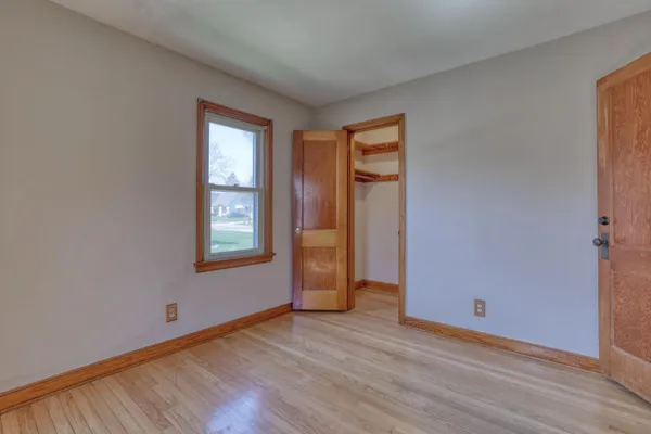 $250,000 | 8621 West Montana Avenue, West Allis, WI 53227