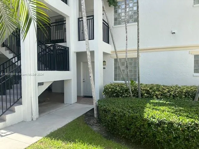 $3,500 | 3175 Northeast 184th Street, Unit 3103, Aventura, FL 33180