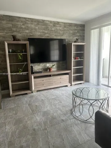 $3,500 | 3175 Northeast 184th Street, Unit 3103, Aventura, FL 33180