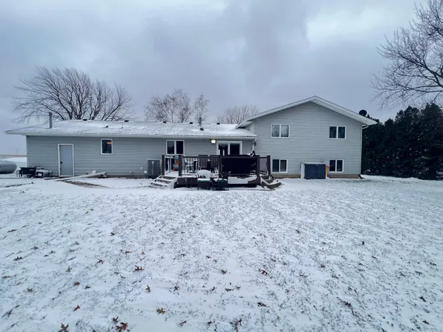 $460,000 | 77226 230th Street, Spring Valley, MN 55975