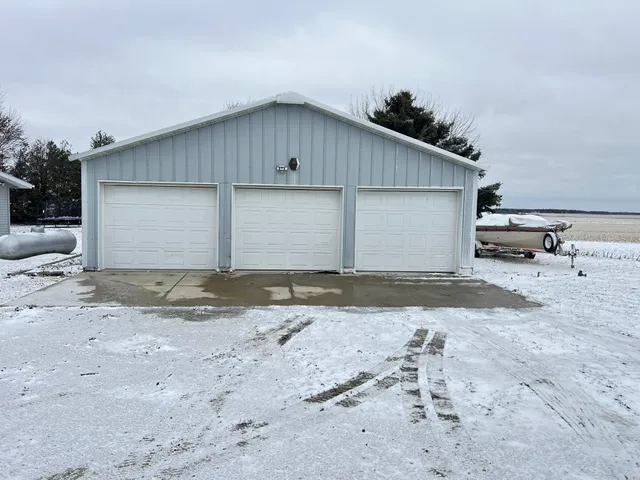 $460,000 | 77226 230th Street, Spring Valley, MN 55975