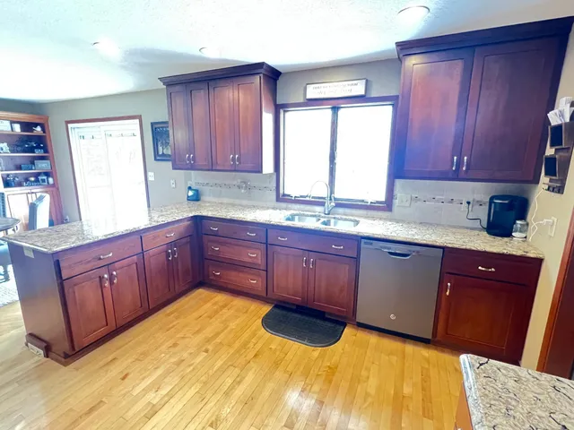 $460,000 | 77226 230th Street, Spring Valley, MN 55975