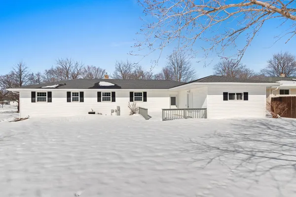 $279,900 | 1206 Vliet Street, Kewaunee, WI 54216
