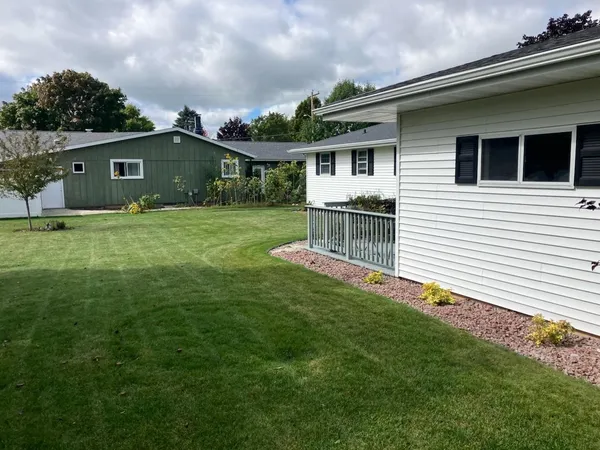 $279,900 | 1206 Vliet Street, Kewaunee, WI 54216