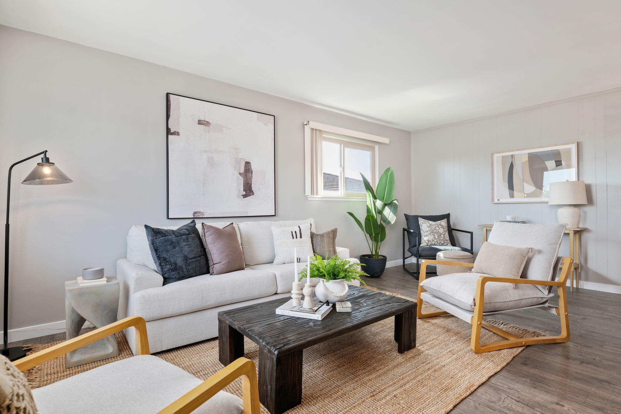 5915 Birch Street, Unit 4 Carpinteria, CA 93013 - Photo 3 of 18 Living Area